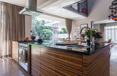 Houghton Estate House | Houghton Place