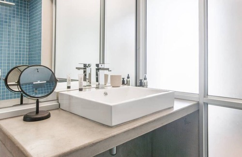 Houghton Estate House | Houghton Place