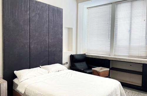 West Central District Bed & Breakfast | Hour Roots