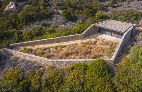 Milos Villa | Hourglass Villa's Milos