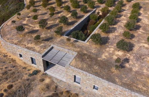 Milos Villa | Hourglass Villa's Milos