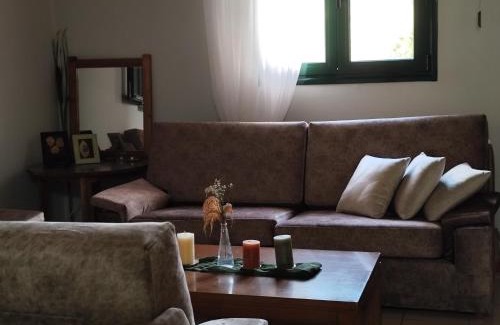 Konitsa House | House by the River