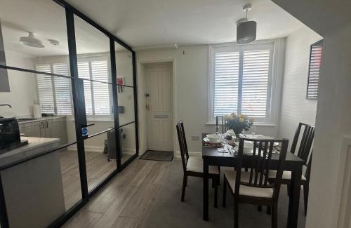 Worthing House | House by the Sea, Worthing