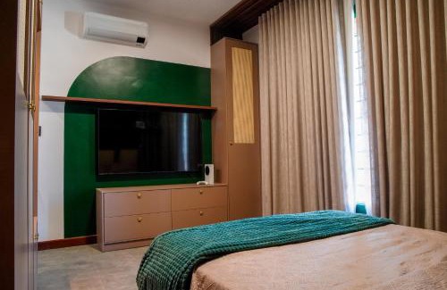 Curio-Utinga Villa | House in a gated community near the forest