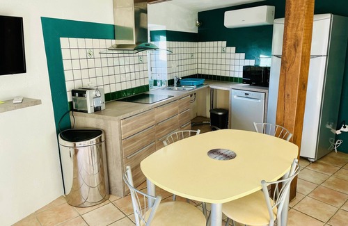 Payrignac Cottage | House in farm