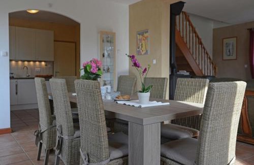 Piquecos Villa | House in Piquecos with Private Pool & Garden