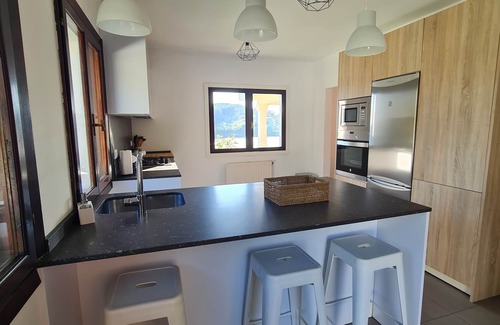 Portonovo Ski Chalet | House in Sanxenxo on Canelas beach.¡Excellent location!