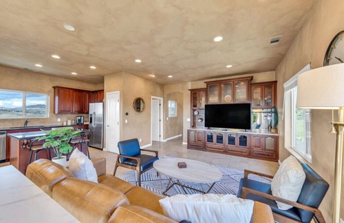 Greater Sacramento House | House In The Clouds!