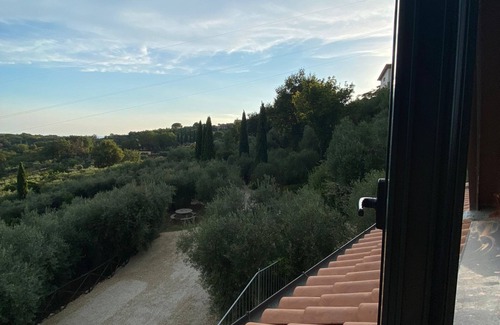Minturno House | House in the hills overlooking the sea between Rome and Naples, with wonderful pool among olive trees