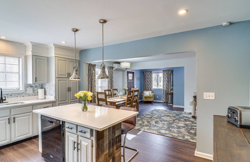 Ooltewah Cottage | 'house in the Woods' in Ooltewah w/Fire Pit!