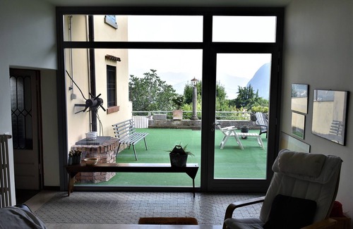 Solto Collina House | House LA TERRACE - Large house with lake view, 3 bedrooms, sleeps 8