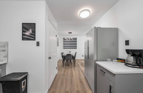 Jasper Place House | House near West Edmonton Mall and Misericordia Hospital