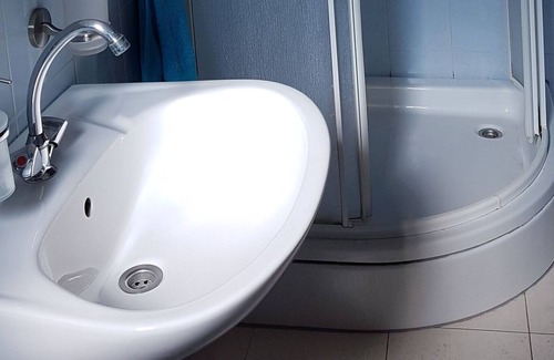 Cove Rogacic House | House Nike (41121-K1) - Vis - island Vis