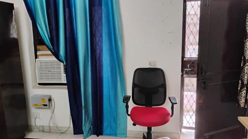 Udyog Vihar House | House no 2595