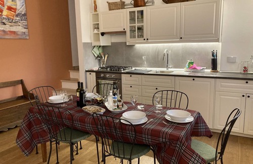 Recco House | House of Mar-can accommodate up to 18 people with House of Nini CITRA 010047-LT-0124