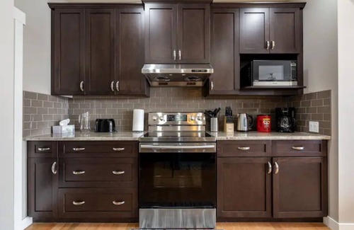 Northwest Calgary House | House on a Hill: 3Bdrm with Private Playground & New Appliances