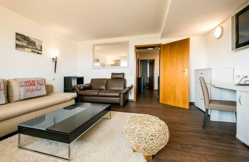 Helgoland Apartment | House Roland - Apartment facing the lake