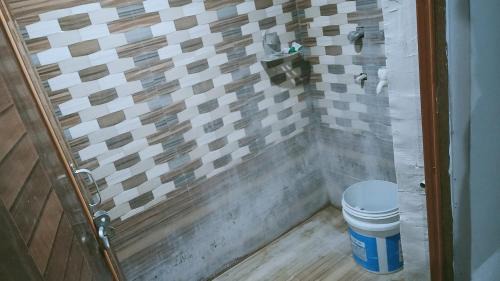 Jhusi House | House Stay
