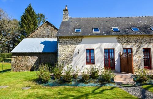 Bonnemain House | House with stunning views across the meadows