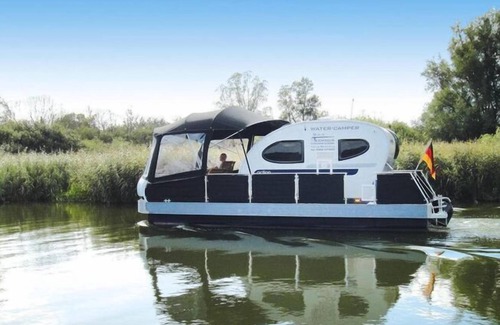 Demmin Boat Rental | Houseboat on the Peene, Demmin