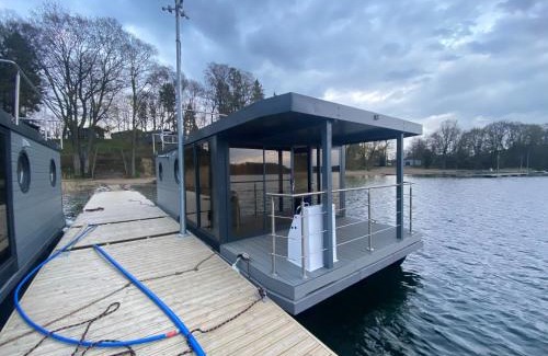 Zlocieniec Apartment | Houseboat Park Wodny Cieszyno