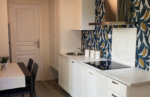 Lancon-Provence House | Housing,