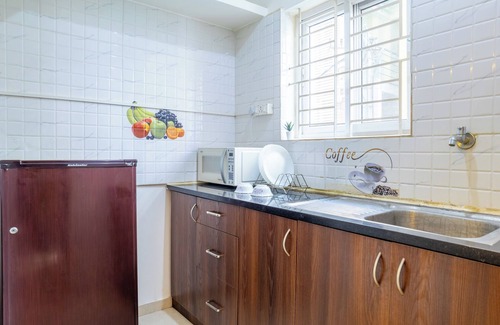 Marathahalli Hotel | Housr Ferguson Apartment Near Radisson