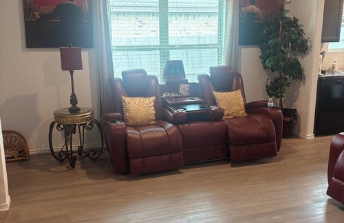 Iowa Colony House | Houston about 35 minutes close to Sugarland, Missouri and Pearland … new area