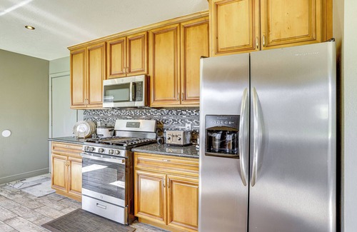 Westfield House | Houston Home 11 Mi to Hospitals: Nurses Welcome!