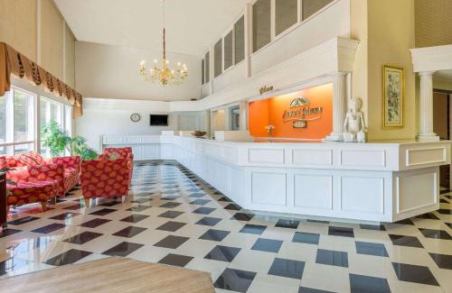 Lightfoot Hotel | Howard Johnson by Wyndham Williamsburg