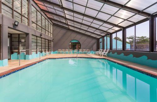 Lightfoot Hotel | Howard Johnson by Wyndham Williamsburg