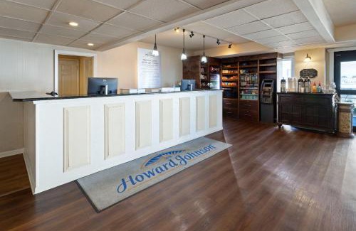 Ocean City Hotel | Howard Johnson Plaza by Wyndham Ocean City Oceanfront