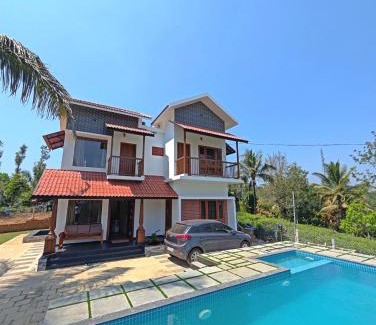 Mananthavady Villa | Howling Wolf