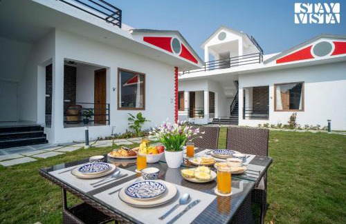 Dhela Villa | Hriday Bhoomi with Pool at Jim Corbett by StayVista