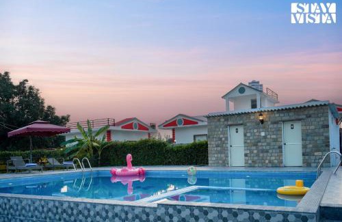 Dhela Villa | Hriday Bhoomi with Pool at Jim Corbett by StayVista
