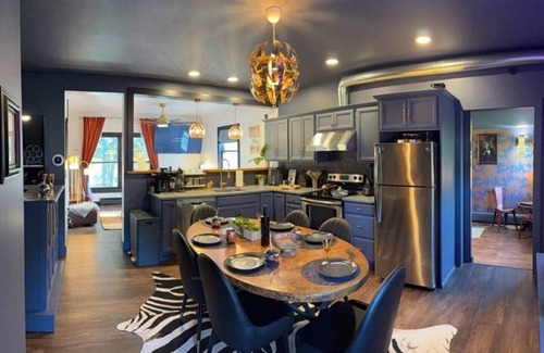 Hudson House | Hudson Hot Tub & Pet Escape