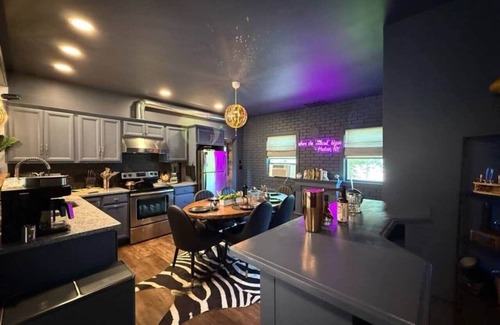 Hudson House | Hudson Hot Tub & Pet Escape