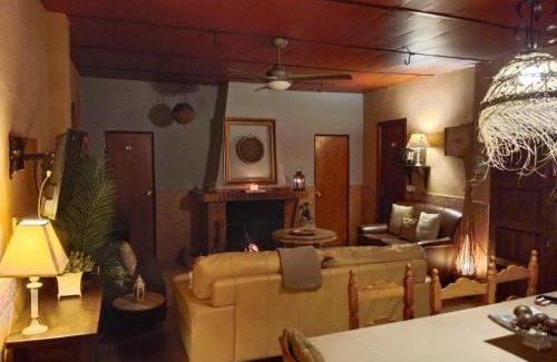Villanueva del Rey House | Huerta Del Pasil (Casa Entera)