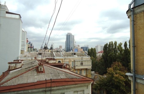 Besarabka Apartment | Huge two-rooms apartment in the center of Kiev