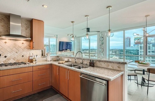 East Village Condo | Huge Balcony with Views of Petco Park & Downtown
