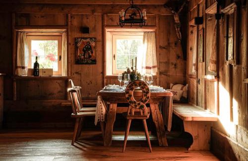 Alpbach Villa | Hunters Lodge Chalet Superior