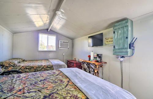 Winona Apartment | Huntsville Cabin with Fire Pit, ATV Authorized Route