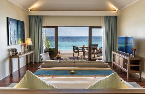 Huruvalhi Resort | Hurawalhi Island Resort