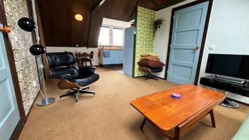 Huns Apartment | Hûs fan eartiids