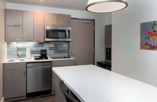 Westshore Hotel | Hyatt House Tampa Airport Westshore