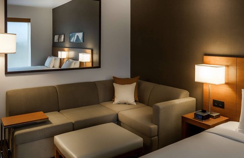 Udyog Vihar Hotel | Hyatt Place Gurgaon Udyog Vihar