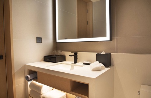 Changjiang County Hotel | Hyatt Place Jingdezhen Taoxichuan