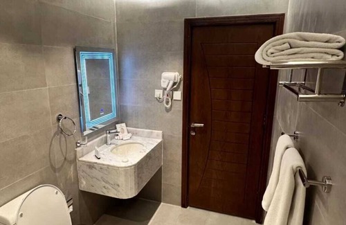 Umluj Hotel | Hyatt town 1