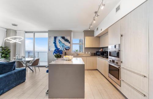 Hollywood South Central Beach Apartment | Hyde Beach House - 2BD-2BA MANSION WITH DIRECT OCEAN VIEW, Resort Amenities, Rooftop Pool and Hot tub, Tennis court, few min walk to the ocean