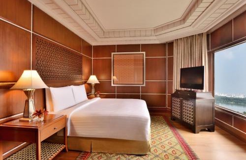 Hyderabad Hotel | Hyderabad Marriott Hotel & Convention Centre